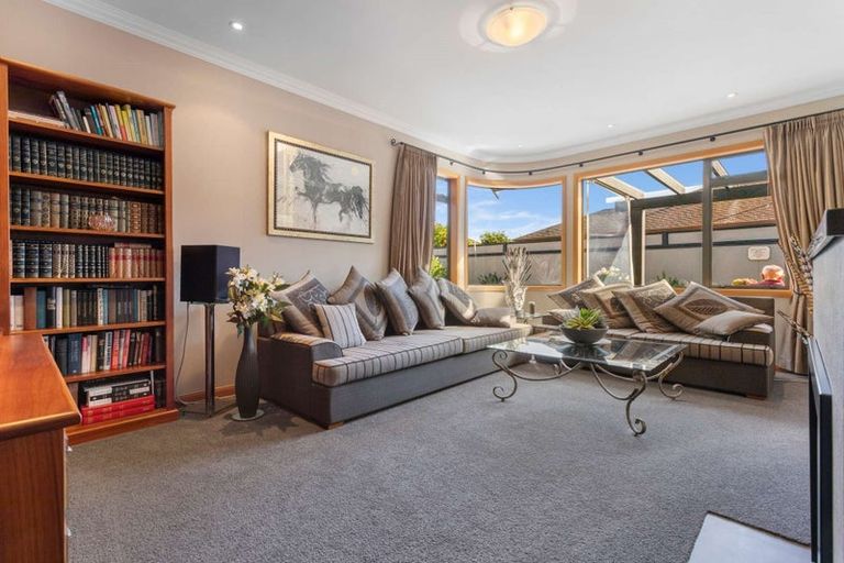 Photo of property in 114 Tuihana Drive, Papamoa Beach, Papamoa, 3118