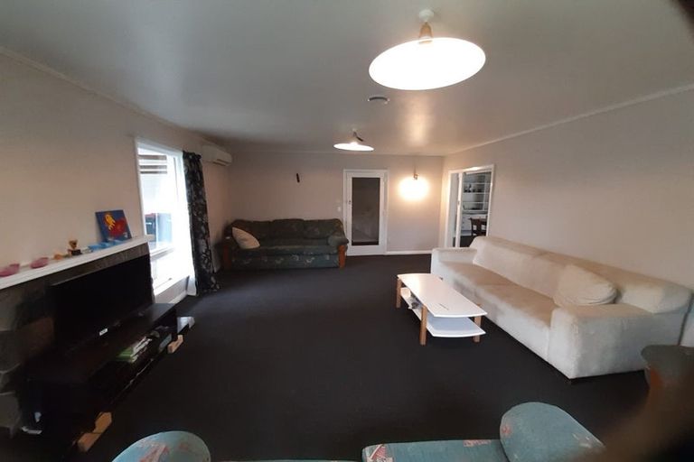 Photo of property in 28 Newbridge Place, Ilam, Christchurch, 8041