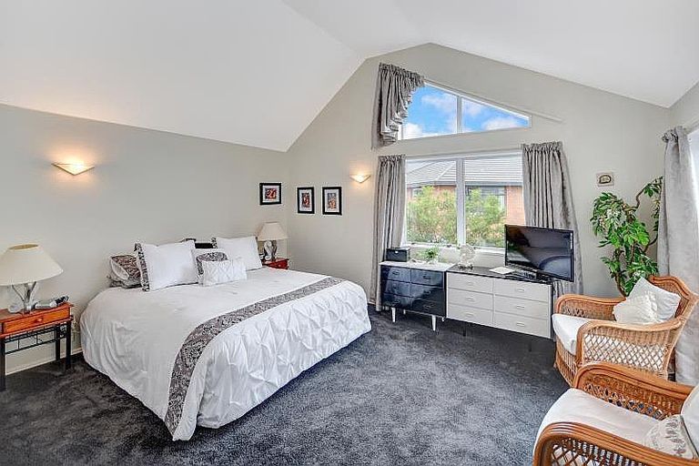 Photo of property in 4 Harbour Heights, Waverley, Dunedin, 9013