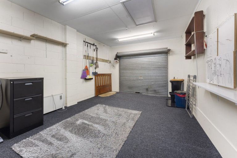 Photo of property in 1 Waltham Court, Cloverlea, Palmerston North, 4412