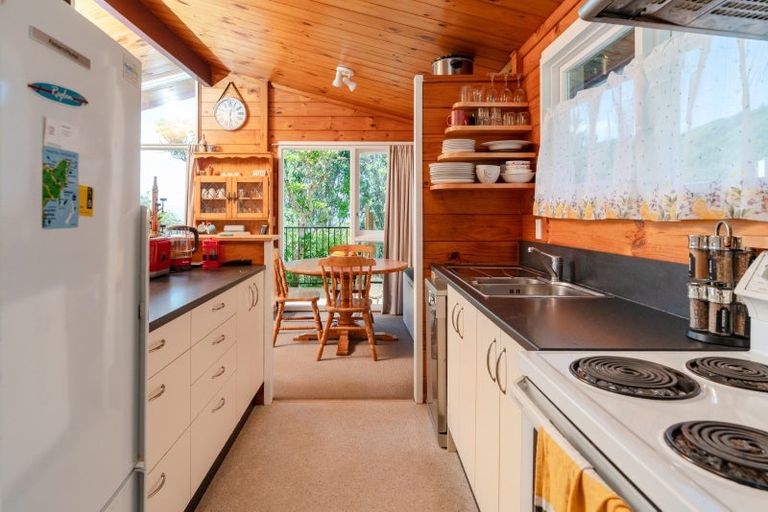 Photo of property in 4 Baxter Way, Karori, Wellington, 6012