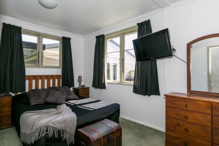 Photo of property in 17 Buckingham Street, Whakatu, Hastings, 4102