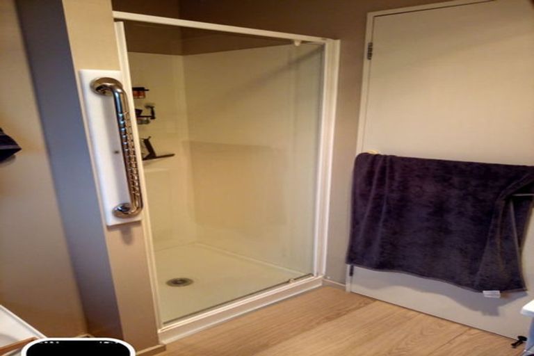 Photo of property in 1 Knight Street, Oxford, 7430