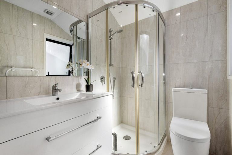 Photo of property in 48b Watea Road, Torbay, Auckland, 0630