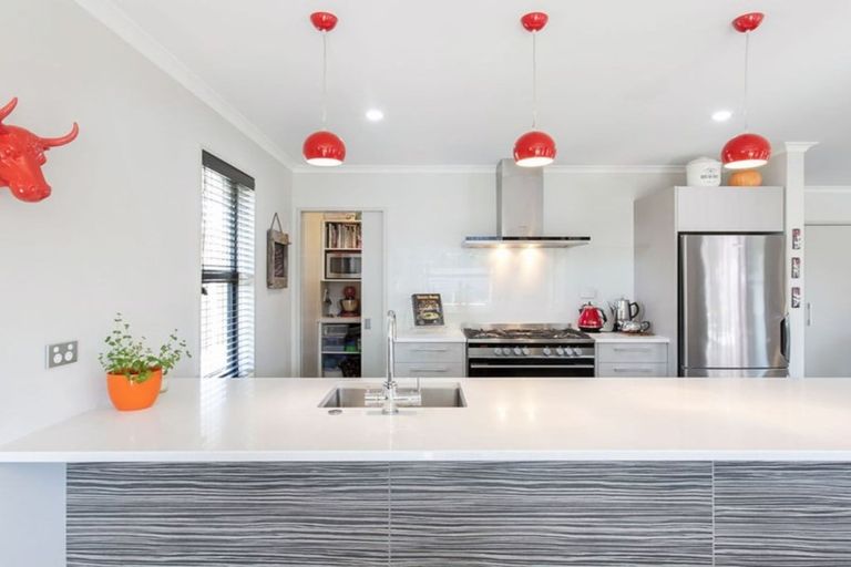 Photo of property in 93 Bickerton Street, Wainoni, Christchurch, 8061