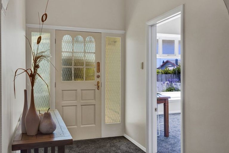 Photo of property in 25 Argyle Street, Hawera, 4610