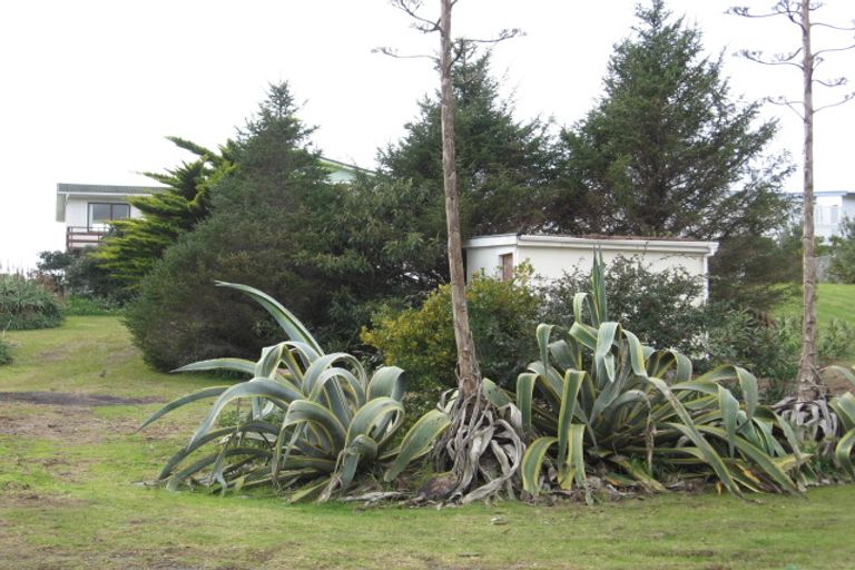 Photo of property in 116 Ocean Beach Road, Tairua, 3508