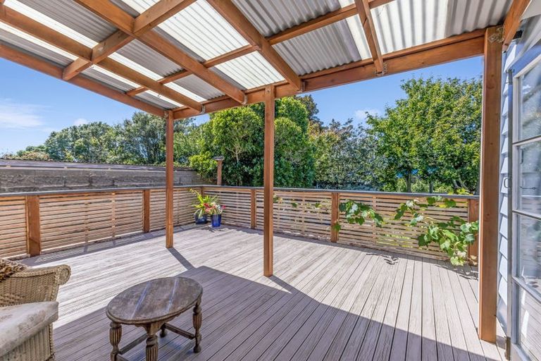 Photo of property in 12 Harris Street, Waitara, 4320