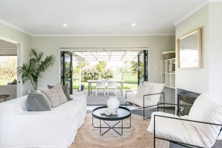 Photo of property in 24 Fairview Place, Havelock North, 4130