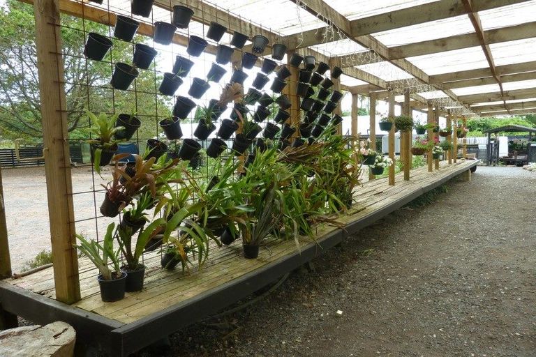 Photo of property in 16 Jesmond Road, Karaka, Papakura, 2578