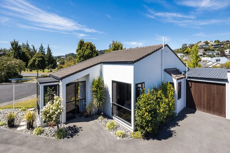 Photo of property in 110a Church Street, Mosgiel, 9024