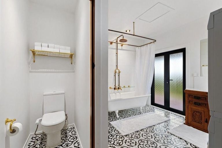 Photo of property in 26 Pitt Street, Riverton/aparima, Riverton, 9822