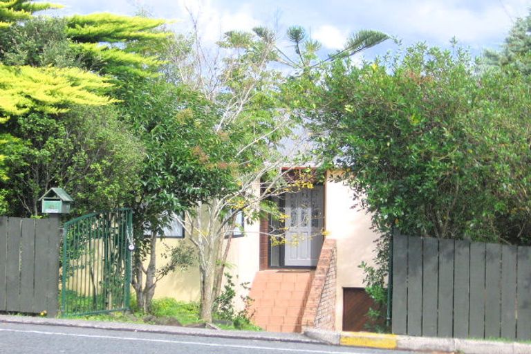 Photo of property in 41 View Road, Henderson, Auckland, 0612