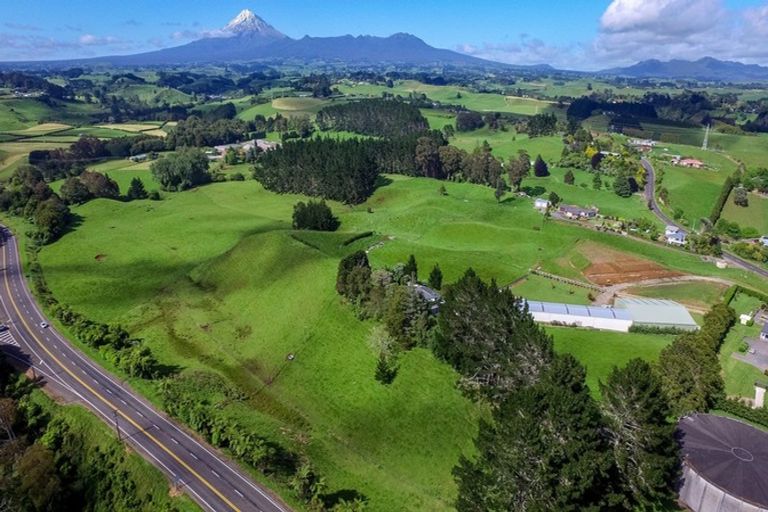 Photo of property in 286 Junction Road, Burgess Park, New Plymouth, 4371