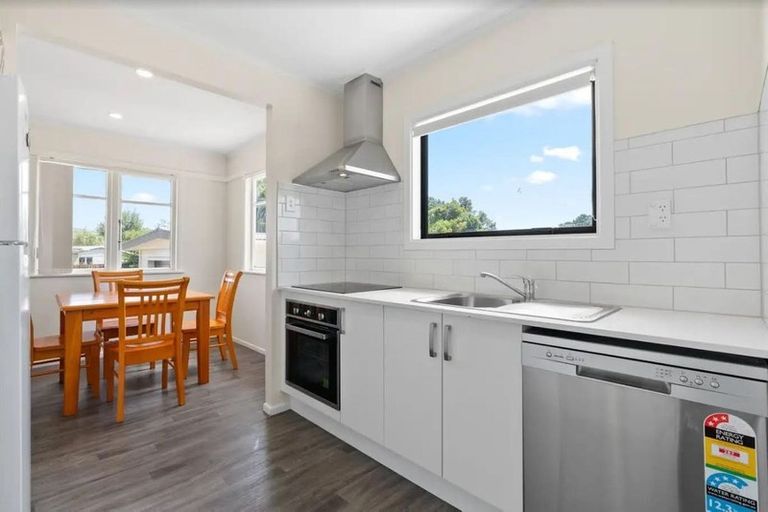 Photo of property in 8 Williams Crescent, Otara, Auckland, 2023