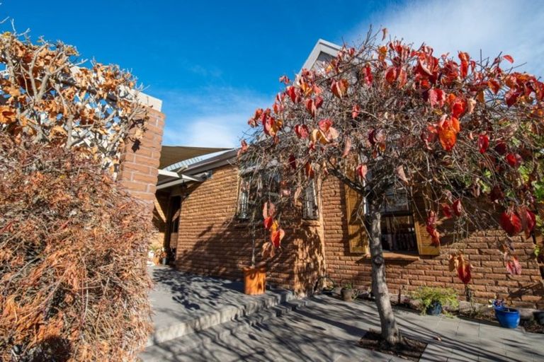 Photo of property in 19b O'neill Crescent, Bridge Hill, Alexandra, 9320