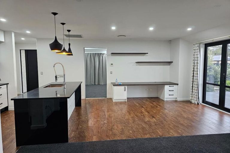 Photo of property in 4 Schofield Lane, Hornby, Christchurch, 8025