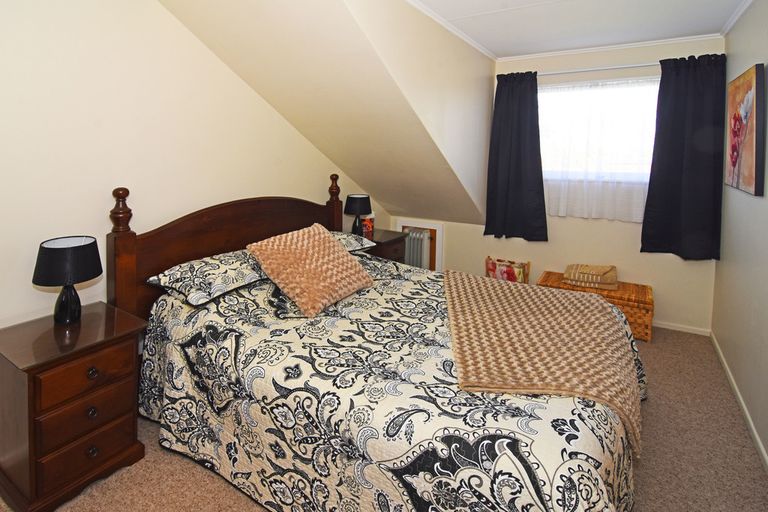 Photo of property in 43 Oak Street, Masterton, 5810