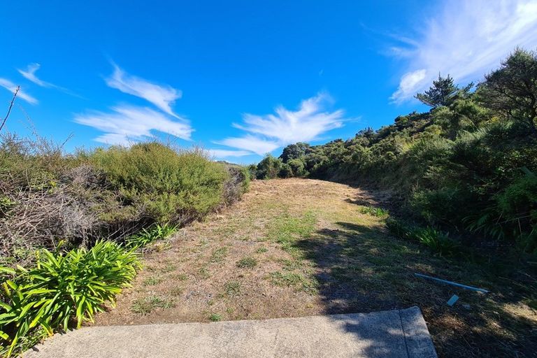 Photo of property in 73 Harbour View Road, Coromandel, 3581