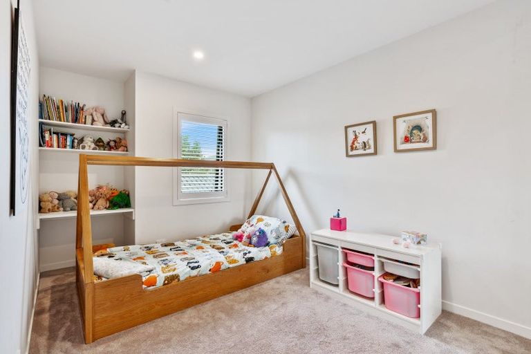 Photo of property in 14 Jack Seabrook Road, Hobsonville, Auckland, 0616