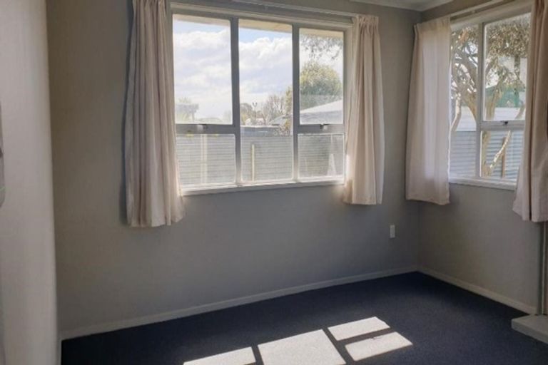 Photo of property in 34 Peterhead Avenue, Flaxmere, Hastings, 4120