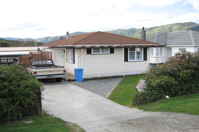 Photo of property in 80 Wainuiomata Road, Wainuiomata, Lower Hutt, 5014