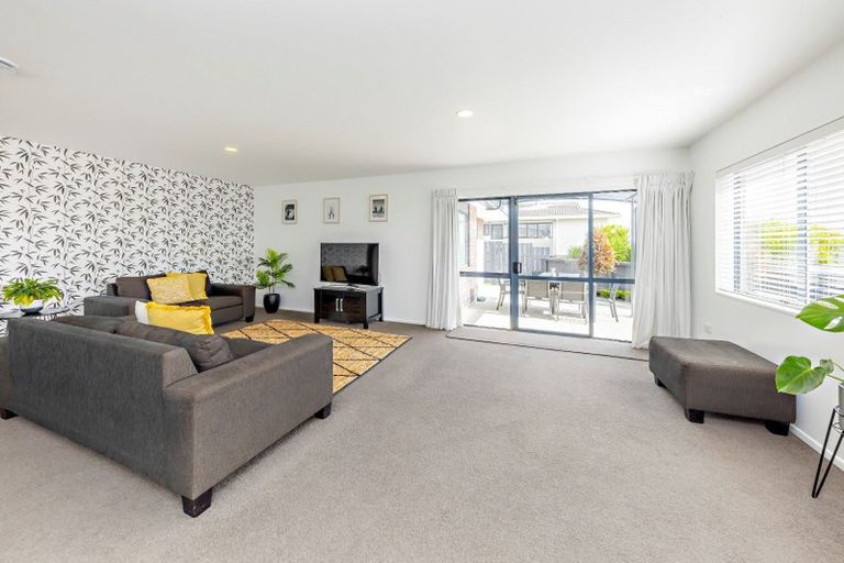 Photo of property in 61c Puriri Road, Pukekohe, 2120