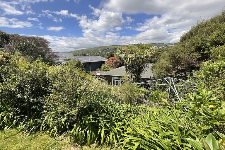 Photo of property in 2 Te Kura Road, Pukerua Bay, 5026