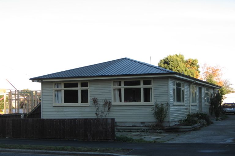 Photo of property in 242 Keyes Road, New Brighton, Christchurch, 8083