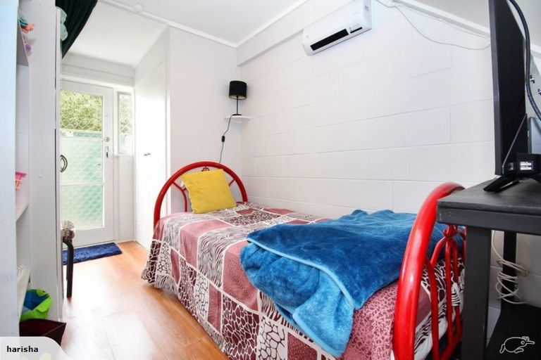 Photo of property in 1/35 Wallace Road, Papatoetoe, Auckland, 2025