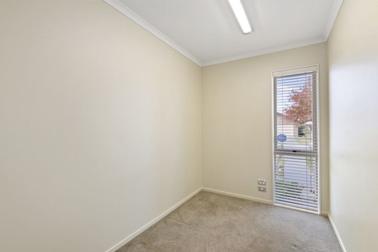 Photo of property in 18 Elm Drive, Rangiora, 7400