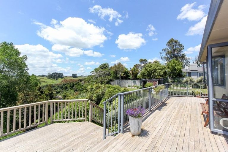 Photo of property in 34b Turakina Street, Merrilands, New Plymouth, 4312