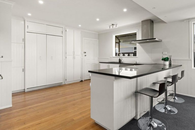 Photo of property in 64 Te Aute Road, Havelock North, 4130