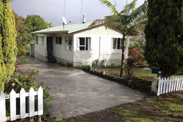 Photo of property in 24 Wilson Road, Haruru, 0204