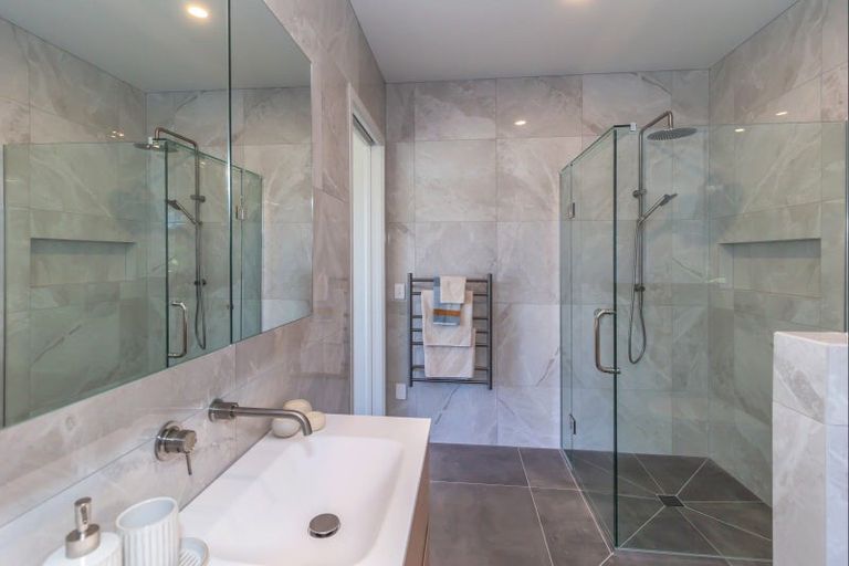 Photo of property in 22 Phoenix Palms Grove, Levin, 5510