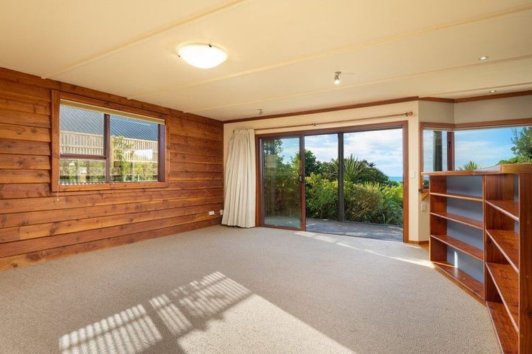 Photo of property in 180 Rarangi Beach Road, Rarangi, Blenheim, 7273