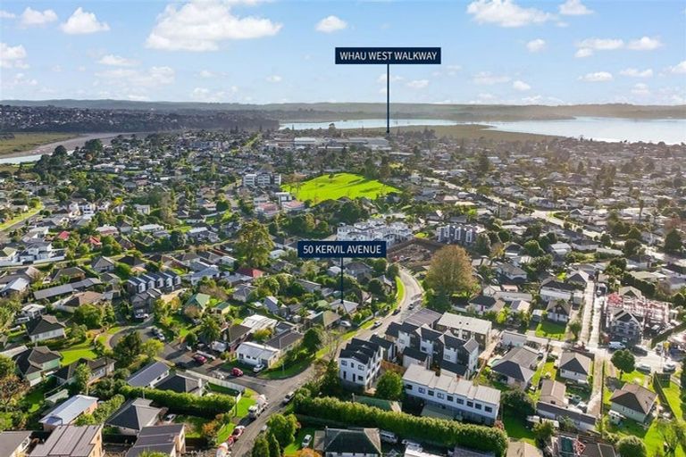 Photo of property in 50 Kervil Avenue, Te Atatu Peninsula, Auckland, 0610