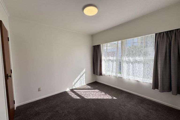 Photo of property in 1/18 Anne Road, Hillcrest, Auckland, 0627