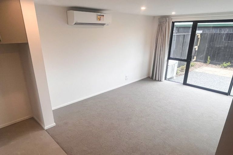 Photo of property in 12/6 Trent Street, Linwood, Christchurch, 8011