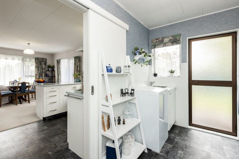 Photo of property in 1/53 Te Mata Road, Havelock North, 4130