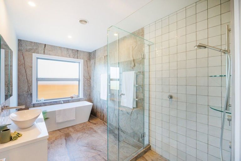 Photo of property in 9 Paterson Lane, Kelvin Grove, Palmerston North, 4470