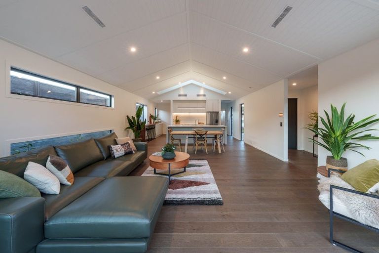 Photo of property in 7 Kamana Rise, Wanaka, 9382