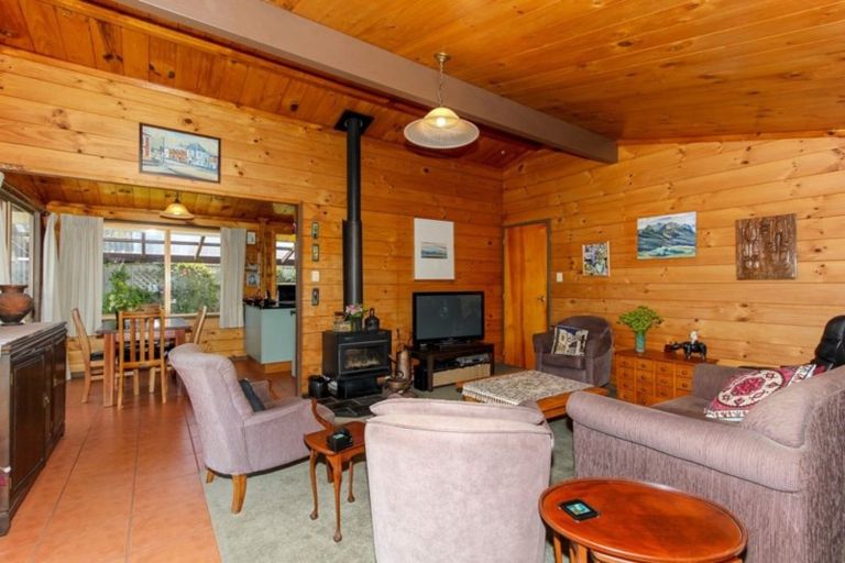 Photo of property in 17a Record Street, Fitzroy, New Plymouth, 4312