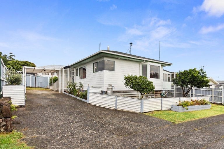 Photo of property in 62 Atuaroa Avenue, Te Puke, 3119