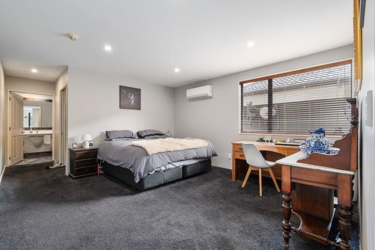 Photo of property in 20 Baltic Place, Northwood, Christchurch, 8051