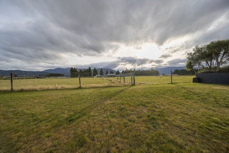 Photo of property in 19 Orbell Crescent, Te Anau, 9679