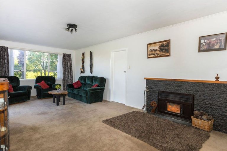 Photo of property in 3 Heretaunga Road, Maharahara, Dannevirke, 4972