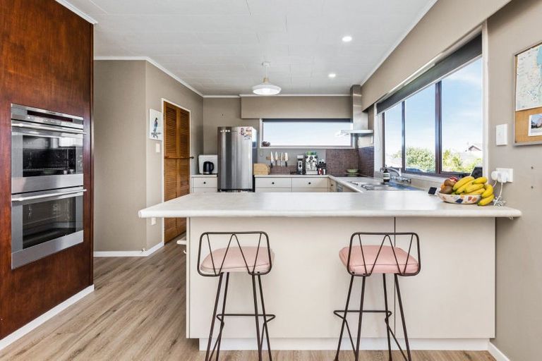 Photo of property in 25 Laurent Place, Greenmeadows, Napier, 4112