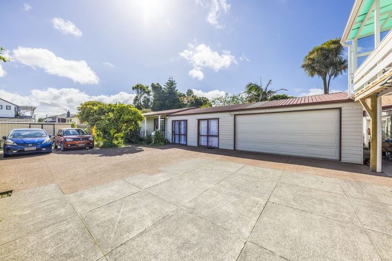 Photo of property in 3 Brooklyn Avenue, Papatoetoe, Auckland, 2025