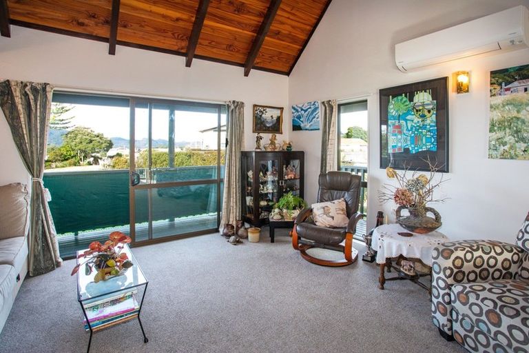 Photo of property in 25 Kauri Place, Tairua, 3508